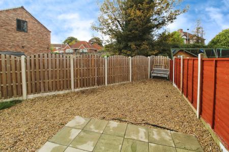 2 bedroom Semi-detached house for sale in Bank End Close, Bolton upon Dearne, S63