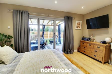 3 bedroom Detached bungalow for sale in Barton Lane, Armthorpe, Doncaster, DN3