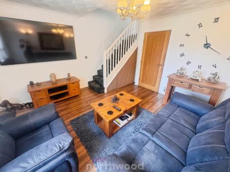 2 bedroom Semi-detached house for sale in Bryson Close, Thorne, Doncaster, DN8