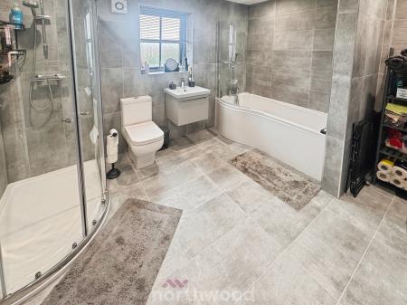 4 bedroom Detached house for sale in Church View, Crowle, DN17