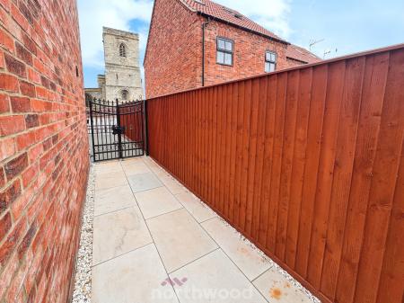 4 bedroom Detached house for sale in Church View, Crowle, DN17