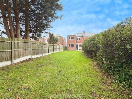 3 bedroom Semi-detached house for sale in Mayfield Avenue, Stainforth, Doncaster, DN7