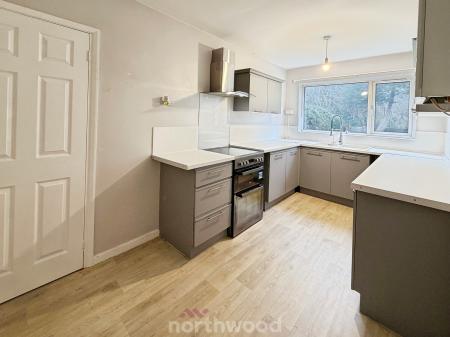 3 bedroom Semi-detached house for sale in Mayfield Avenue, Stainforth, Doncaster, DN7