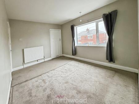 3 bedroom Semi-detached house for sale in Mayfield Avenue, Stainforth, Doncaster, DN7