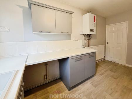 3 bedroom Semi-detached house for sale in Mayfield Avenue, Stainforth, Doncaster, DN7