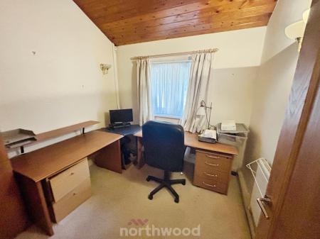 3 bedroom Bungalow for sale in St Georges Avenue, Dunsville, Doncaster, DN7