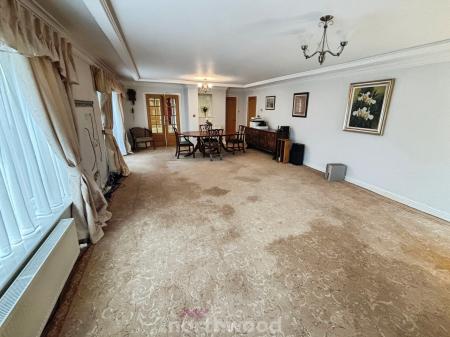 3 bedroom Bungalow for sale in St Georges Avenue, Dunsville, Doncaster, DN7