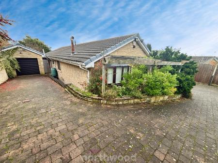 3 bedroom Bungalow for sale in St Georges Avenue, Dunsville, Doncaster, DN7