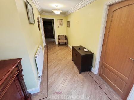 3 bedroom Bungalow for sale in St Georges Avenue, Dunsville, Doncaster, DN7