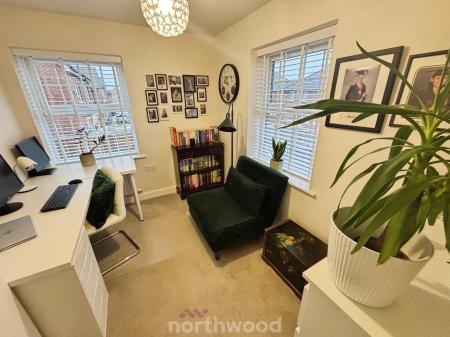 4 bedroom Detached house for sale in Fallow Road, Hatfield, Doncaster, DN7