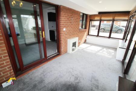 2 bedroom Bungalow to let in Broadwater Drive, Dunscroft, Doncaster, DN7