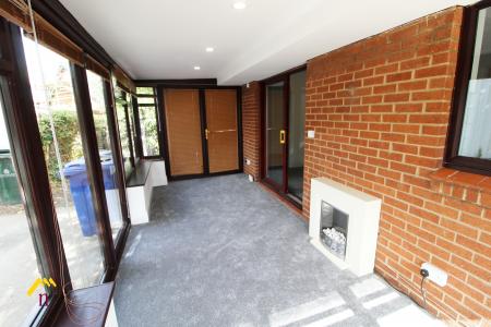 2 bedroom Bungalow to let in Broadwater Drive, Dunscroft, Doncaster, DN7