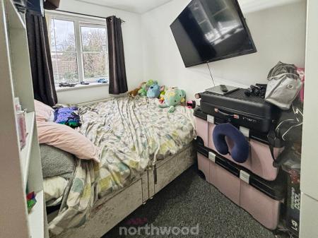 3 bedroom Semi-detached house for sale in Stony Close, Stainforth, Doncaster, DN7