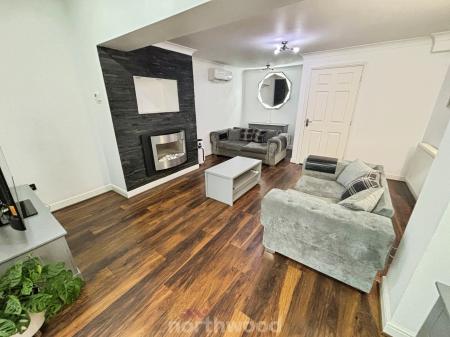 3 bedroom Semi-detached house for sale in Stony Close, Stainforth, Doncaster, DN7