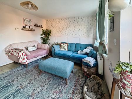 3 bedroom Semi-detached house for sale in Thorncliffe Drive, Stainforth, Doncaster, DN7