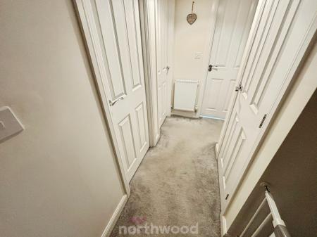 3 bedroom Semi-detached house for sale in Saxon Avenue Hatfield, Hatfield, Doncaster, DN7