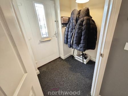 3 bedroom Semi-detached house for sale in Saxon Avenue Hatfield, Hatfield, Doncaster, DN7