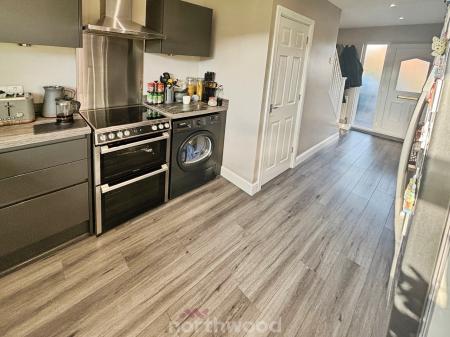 3 bedroom Terraced House for sale in Coronation Road, Stainforth, Doncaster, DN7