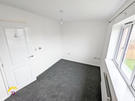 2 bedroom Semi-detached house to let in Falcon Road, Dunsville, Doncaster, DN7