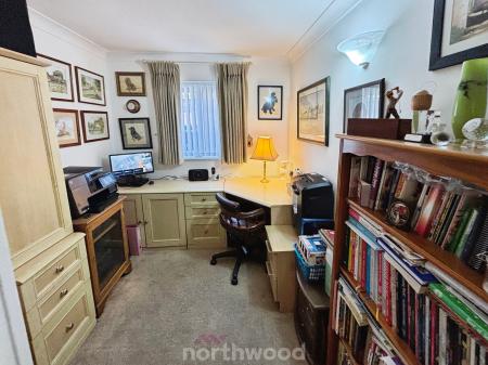 4 bedroom Bungalow for sale in Braithwaite Lane, Braithwaite, Doncaster, DN7