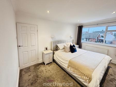 3 bedroom Semi-detached house for sale in Abbey Way, Dunscroft, Doncaster, DN7