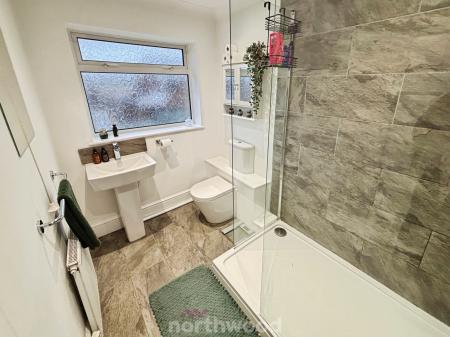 3 bedroom Semi-detached house for sale in Abbey Way, Dunscroft, Doncaster, DN7