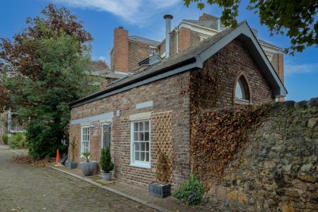 2 bedroom Character Property for sale in Esplanade Mews, Sunderland, SR2