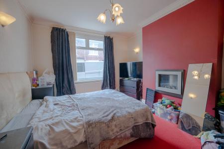 2 bedroom Apartment for sale in Canterbury Street, South Shields, NE33