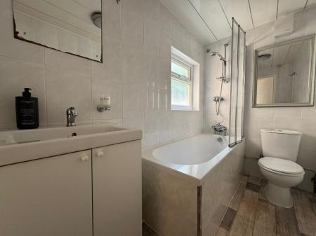 2 bedroom Flat for sale in Stanhope Road, South Shields, NE33