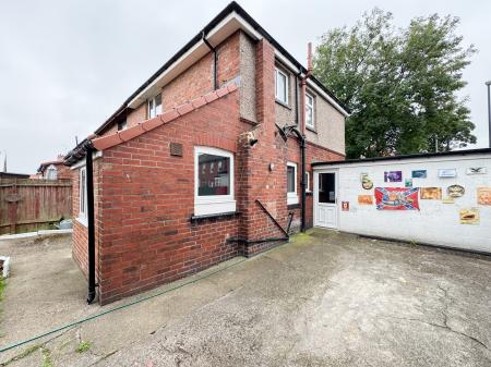 3 bedroom Semi-detached house for sale in Stratford Avenue, Grangetown, Sunderland, SR2