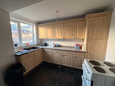 2 bedroom Terraced House for sale in Park View, Seaham, SR7