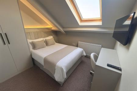 8 bedroom Terraced House to let in Azalea Terrace North, Sunderland, SR2