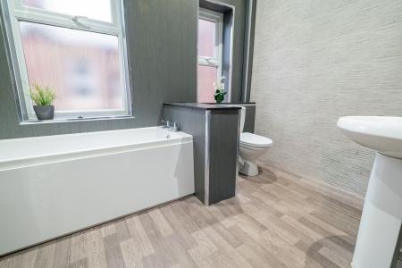 8 bedroom Terraced House to let in St Bedes Park, Sunderland, SR2