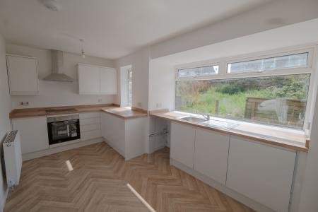 3 bedroom Semi-detached house to let in Redhill Road, Redhouse Estate, Sunderland, SR5