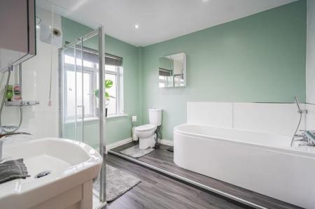 3 bedroom Flat for sale in Coleridge Avenue, South Shields, NE33