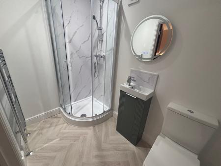 6 bedroom Terraced House to let in Springwell Avenue, Gateshead, NE9