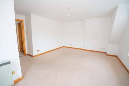 2 bedroom Flat for sale in Viewfield, Charlestown Road, Aboyne, AB34