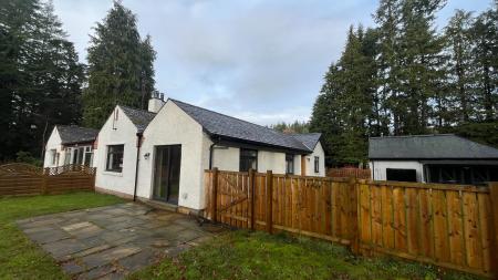 3 bedroom Semi-detached house to let in Inchmarlo Road, Banchory, AB31