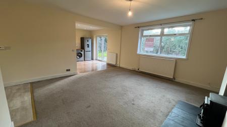 3 bedroom Semi-detached house to let in Inchmarlo Road, Banchory, AB31