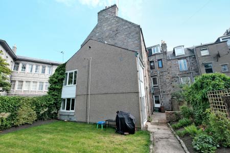 2 bedroom Flat for sale in 1 Belgrave Terrace, Rosemount, Aberdeen, AB25