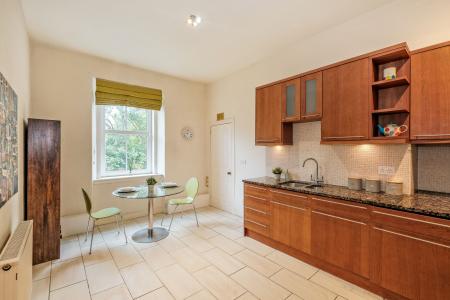 3 bedroom Flat for sale in 28 Grosvenor Place, Rosemount, Aberdeen, AB25