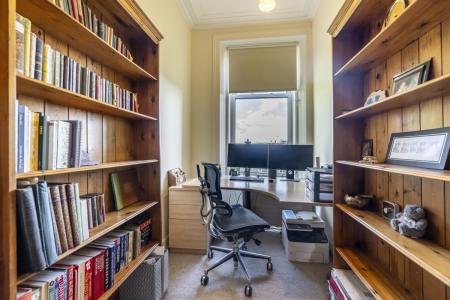 4 bedroom Flat for sale in 364 North Deeside Road, Cults, Aberdeen, AB15