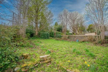 3 bedroom Flat for sale in 415 Clifton Road, Hilton, Aberdeen, AB24