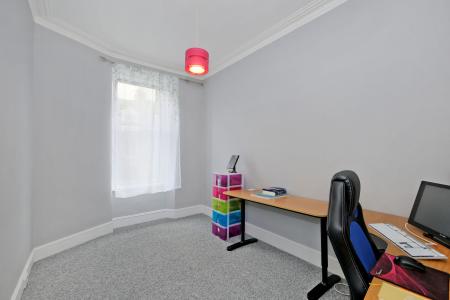 2 bedroom Flat for sale in 54 Balmoral Place, The City Centre, Aberdeen, AB10