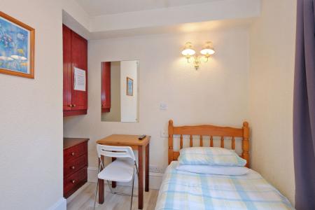 7 bedroom Detached house for sale in Brentwood Villa Guest House, 560 King St, Aberdeen, AB24