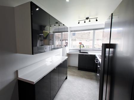 2 bedroom Flat for sale in Cornhill Drive, Aberdeen, AB16