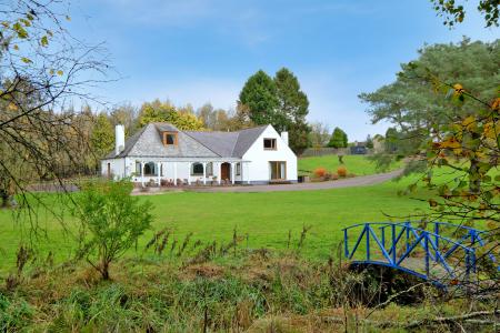 4 bedroom Detached house for sale in Heatherbank, Kintore, AB51