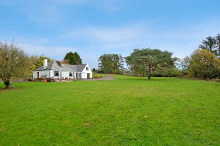 4 bedroom Detached house for sale in Heatherbank, Kintore, AB51