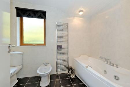 4 bedroom Detached house for sale in Heatherbank, Kintore, AB51