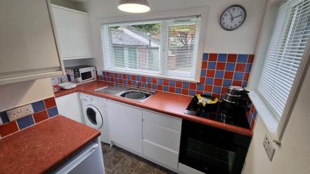 1 bedroom Flat to let in Claremont Place, The West End, Aberdeen, AB10